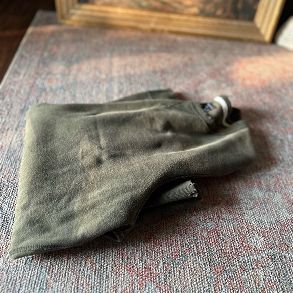 2010’sABERCROMBIE  Distressed Camo Sweatshirt Unisex Size M - Picture 2 of 15